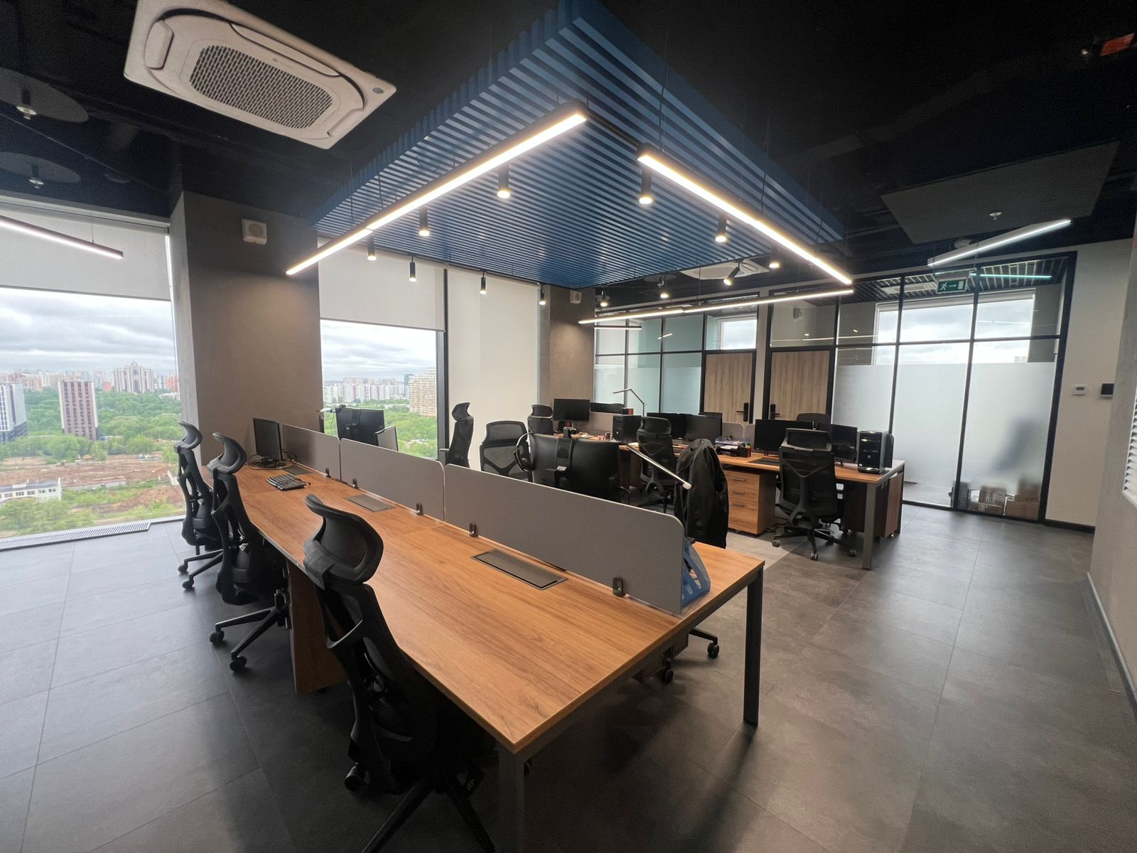 Компания  Юралс